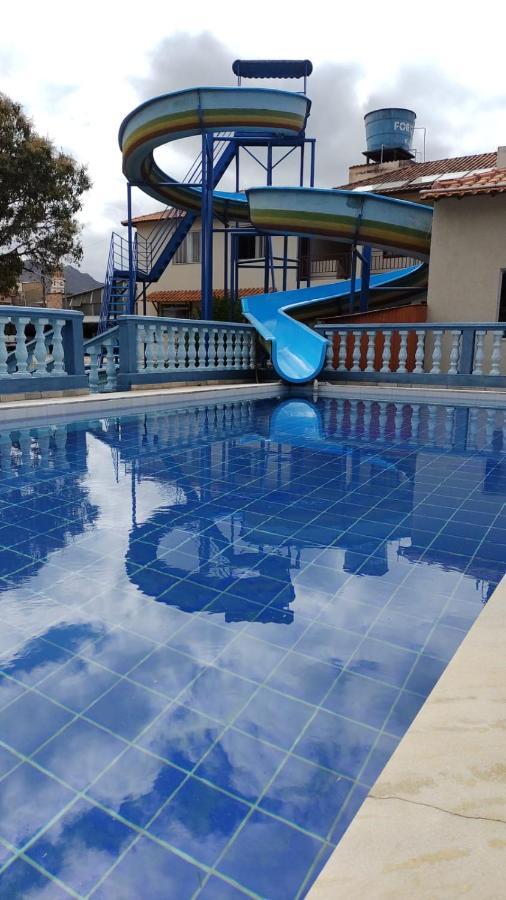 Pousada Clube Santa Cruz Santa Cruz de Minas Dış mekan fotoğraf